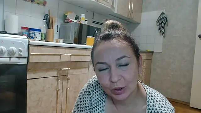 Vika  online show from January 2025 03:41:01 AM