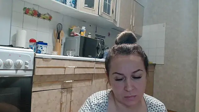 Vika  online show from February 2025 01:55:02 AM