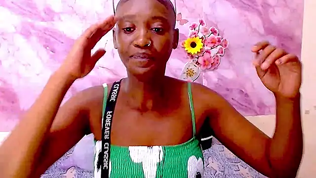 EbonyOlive69 online show from February 2026 04:57:01 PM