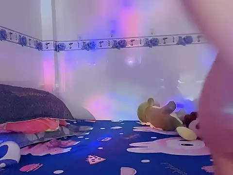 family196 online show from September 2025 03:39:01 PM