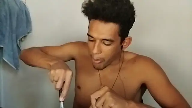 RenziTatte online show from October 2025 04:37:02 PM