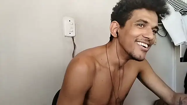 RenziTatte online show from October 2025 04:48:01 PM