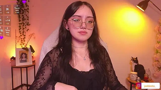 suzumi   online show from October 2025 05:08:02 AM