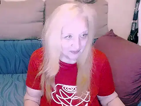 ANNAMATURE54 online show from April 2026 07:16:01 PM