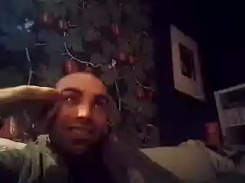 Snapshot of DrbigdickUK chatting on January 2025 09:17:02 PM DrbigdickUK online show from January 2025 09:17:02 PM