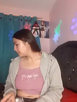 Snapshot of Nahiara_velez chatting on December 2024 03:44:01 PM Nahiara velez online show from December 2024 03:44:01 PM