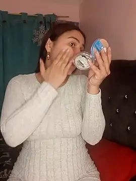 Snapshot of Nahiara_velez chatting on January 2025 09:42:02 PM Nahiara velez online show from January 2025 09:42:02 PM