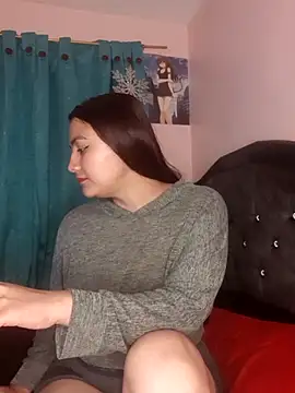 Snapshot of Nahiara_velez chatting on February 2025 10:33:01 PM Nahiara velez online show from February 2025 10:33:01 PM