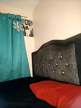 Snapshot of Nahiara_velez chatting on February 2025 10:43:02 PM Nahiara velez online show from February 2025 10:43:02 PM