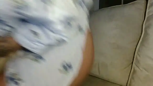 UKSYDNEYFOX online show from December 2024 05:55:01 PM