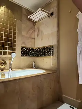 UKSYDNEYFOX online show from March 2025 06:53:02 PM