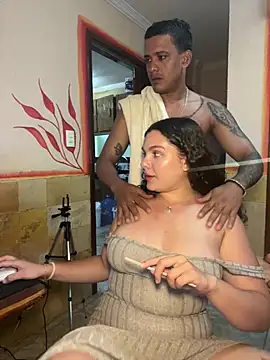 Snapshot of eva_y_marcelo chatting on February 2025 08:04:01 PM eva y marcelo online show from February 2025 08:04:01 PM