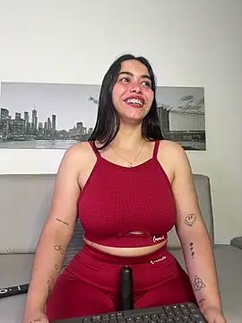 SophieRoyals online show from May 2026 01:31:01 PM
