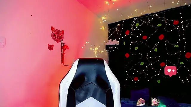 Snapshot of Damian_latinxxx chatting on December 2024 03:04:02 AM Damian latinxxx online show from December 2024 03:04:02 AM