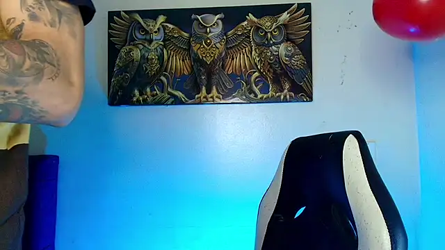 Snapshot of Damian_latinxxx chatting on February 2025 03:09:02 AM Damian latinxxx online show from February 2025 03:09:02 AM
