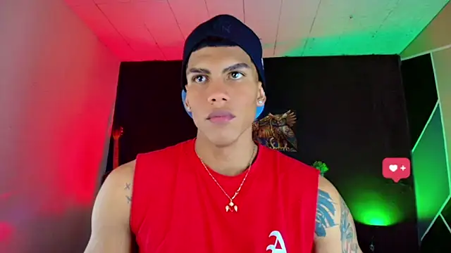 Snapshot of Damian_latinxxx chatting on February 2025 05:56:02 AM Damian latinxxx online show from February 2025 05:56:02 AM
