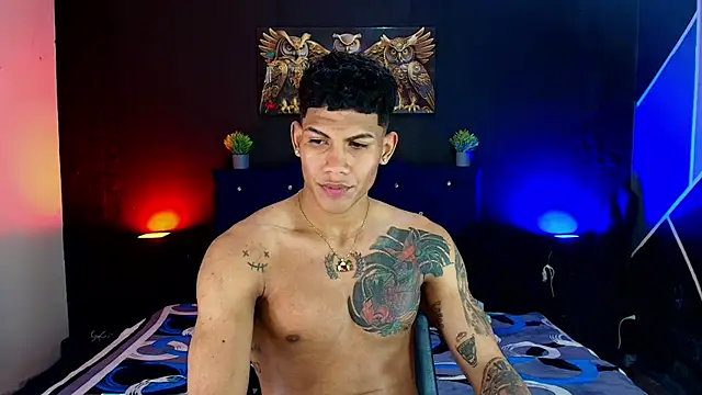 Snapshot of Damian_latinxxx chatting on March 2025 09:07:02 AM Damian latinxxx online show from March 2025 09:07:02 AM