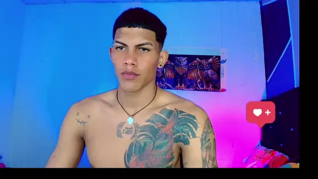Snapshot of Damian_latinxxx chatting on March 2025 07:41:02 AM Damian latinxxx online show from March 2025 07:41:02 AM