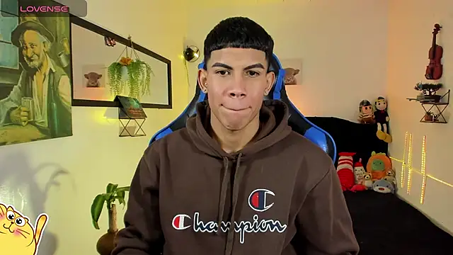 Damian latinxxx online show from March 2026 02:49:02 AM