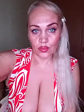 Snapshot of IsabellaBoni chatting on December 2024 07:21:01 AM IsabellaBoni online show from December 2024 07:21:01 AM