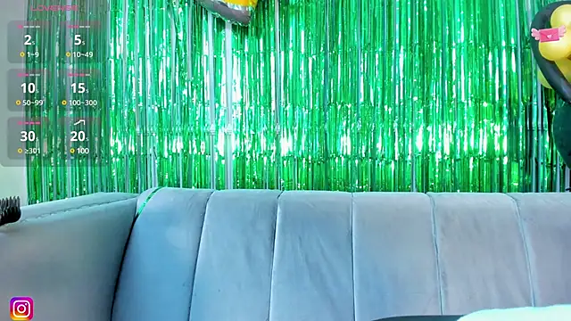 Snapshot of Isabellsmmith chatting on March 2025 03:40:01 AM Isabellsmmith online show from March 2025 03:40:01 AM