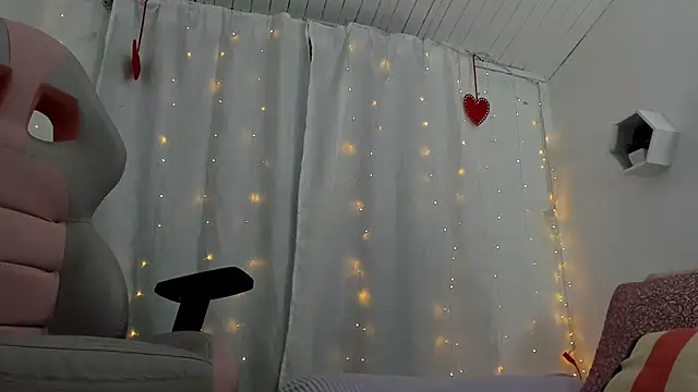 Snapshot of Zara_dulce chatting on February 2025 12:06:02 PM Zara dulce online show from February 2025 12:06:02 PM