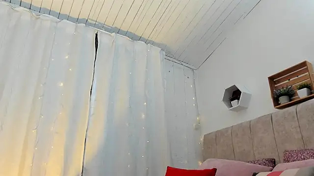 Snapshot of Zara_dulce chatting on March 2025 12:11:02 PM Zara dulce online show from March 2025 12:11:02 PM