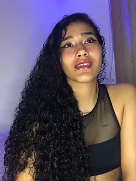 Snapshot of jaderossxx chatting on December 2024 12:13:01 AM jaderossxx online show from December 2024 12:13:01 AM