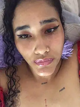 Snapshot of jaderossxx chatting on January 2025 12:25:01 AM jaderossxx online show from January 2025 12:25:01 AM