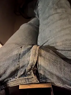 Snapshot of franko1987 chatting on September 2025 10:08:02 AM franko1987 online show from September 2025 10:08:02 AM