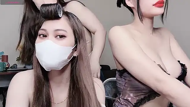 Snapshot of LyLy_Office chatting on March 2025 06:44:01 AM LyLy Office online show from March 2025 06:44:01 AM