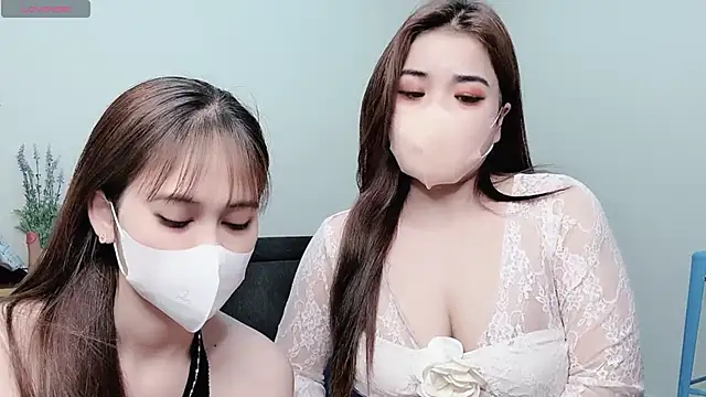 Snapshot of LyLy_Office chatting on March 2025 09:32:02 AM LyLy Office online show from March 2025 09:32:02 AM