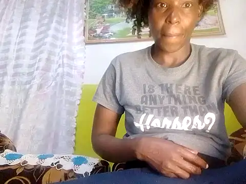 Snapshot of Claris2 chatting on September 2025 08:00:02 PM Claris2 online show from September 2025 08:00:02 PM