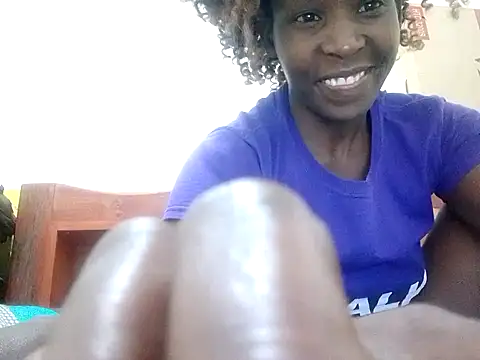 Snapshot of Claris2 chatting on September 2025 07:16:01 PM Claris2 online show from September 2025 07:16:01 PM