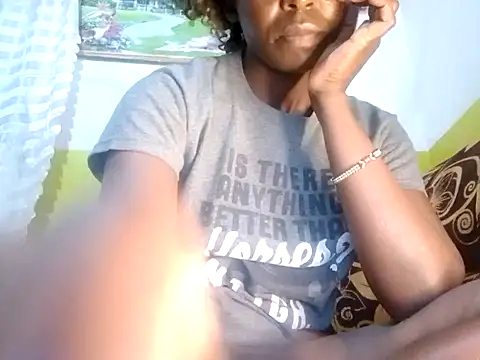 Snapshot of Claris2 chatting on October 2025 08:17:01 PM Claris2 online show from October 2025 08:17:01 PM