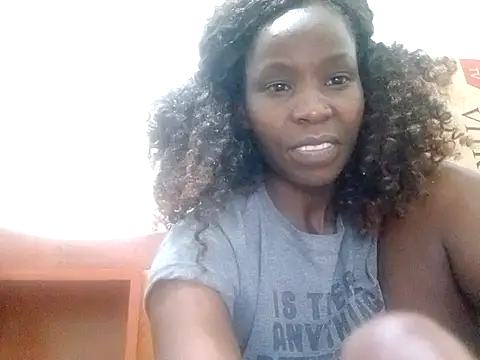 Snapshot of Claris2 chatting on October 2025 07:57:02 PM Claris2 online show from October 2025 07:57:02 PM