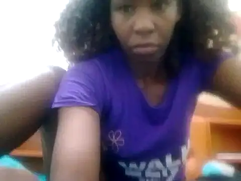 Snapshot of Claris2 chatting on October 2025 03:47:02 AM Claris2 online show from October 2025 03:47:02 AM