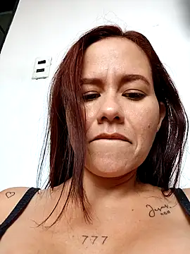 Snapshot of Magica_lorena chatting on January 2025 04:19:02 PM Magica lorena online show from January 2025 04:19:02 PM