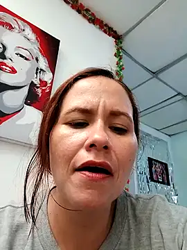 Snapshot of Magica_lorena chatting on March 2025 02:51:02 PM Magica lorena online show from March 2025 02:51:02 PM