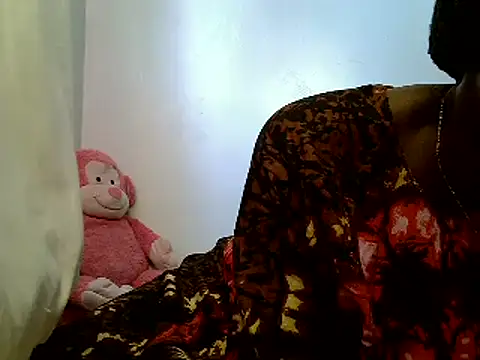 Snapshot of Slimbony chatting on February 2025 10:10:02 AM Slimbony online show from February 2025 10:10:02 AM