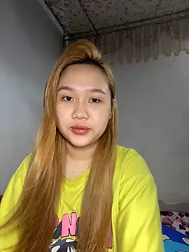 Snapshot of Odette68 chatting on May 2026 12:30:02 AM Odette68 online show from May 2026 12:30:02 AM