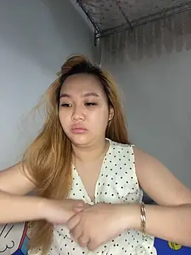 Snapshot of Odette68 chatting on June 2026 12:13:01 AM Odette68 online show from June 2026 12:13:01 AM