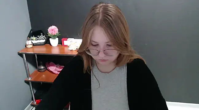 lady minx online show from December 2024 07:27:02 AM