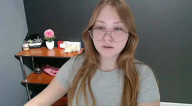 lady minx online show from December 2024 10:33:02 AM