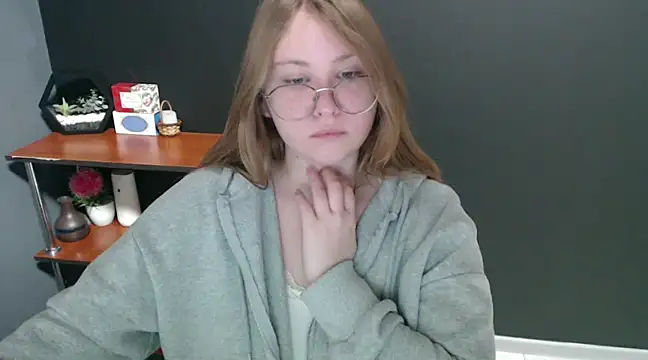 lady minx online show from December 2024 10:45:01 AM