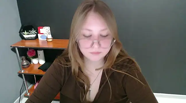 lady minx online show from January 2025 10:39:02 AM