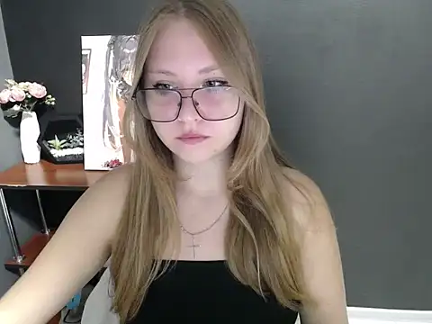 lady minx online show from September 2025 06:26:01 AM