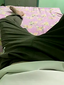 Snapshot of charming_dick15 chatting on October 2025 02:36:01 PM charming dick15 online show from October 2025 02:36:01 PM