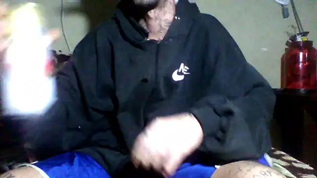Snapshot of sellvageria chatting on June 2026 08:30:02 PM sellvageria online show from June 2026 08:30:02 PM