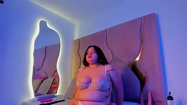 Bellota-ht online show from March 2025 07:54:01 PM